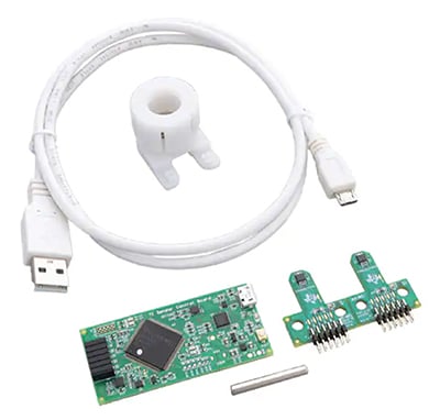 Ilustracja przedstawiająca płytki ewaluacyjne TMAG5170EVM i TMAG5273EVM firmy Texas Instruments z płytkami rozłączalnymi