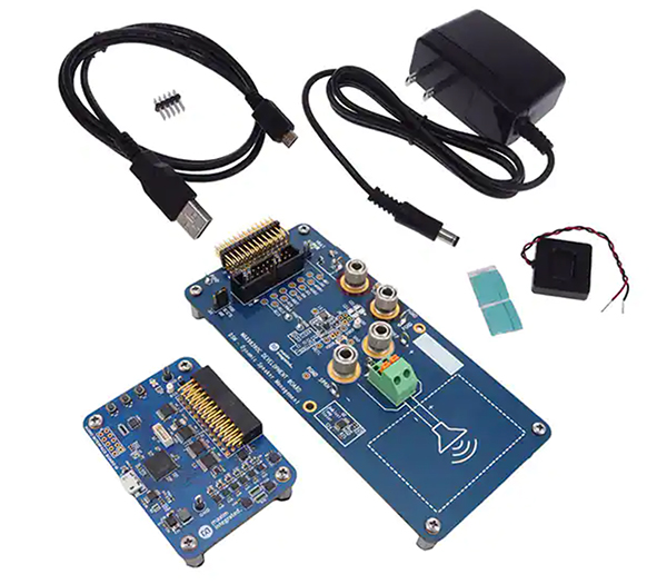 Ilustracja przedstawiająca zestaw MAX98390CEVSYS# firmy Analog Devices